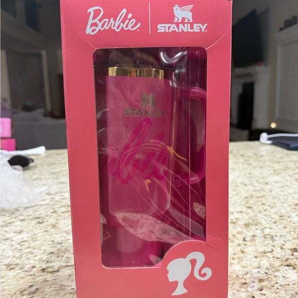 Stanley Icon Barbie Limited Edition Pink Tumbler - Picture 5 of 5